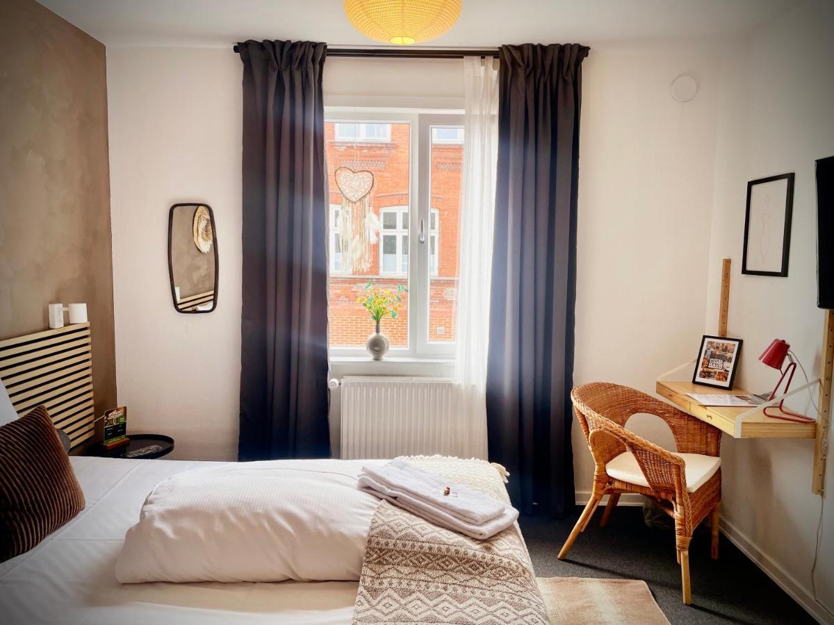Hotel Gammel Havn Фредерисия Экстерьер фото